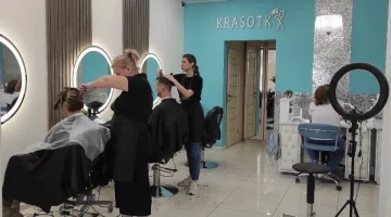 Салон красоты Красотка на Окуловской улице изображение 4